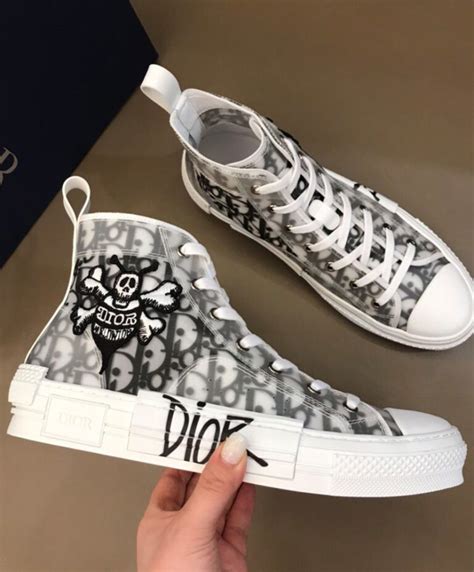 high top dior b23 sneakers style